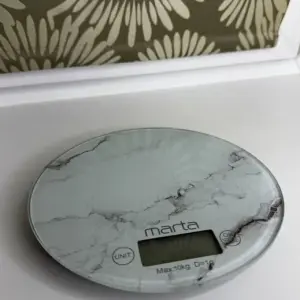 Весы кухонные электронные