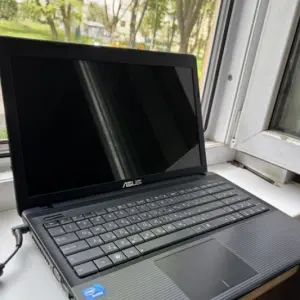 Ноутбук ASUS x55a 2/512gb