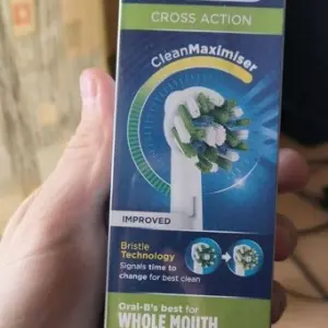 Насадки для зубной щетки ORAL-B Cross Action Clean
