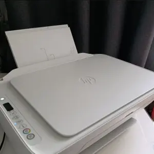 МФУ HP DeskJet 2710