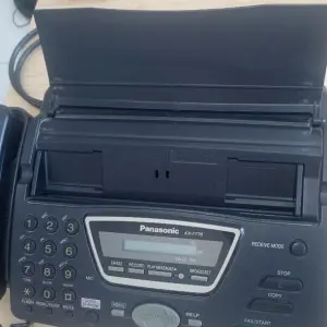 телефон-факс Panasonic