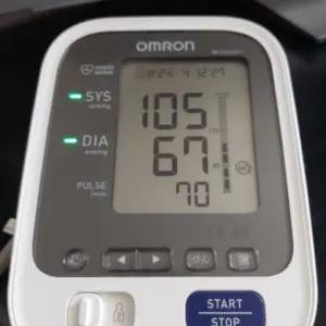 Тонометр автоматический Omron M6 Comfort