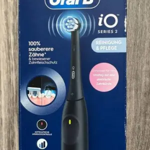 Электрическая зубная щетка Oral-B IO Series 2